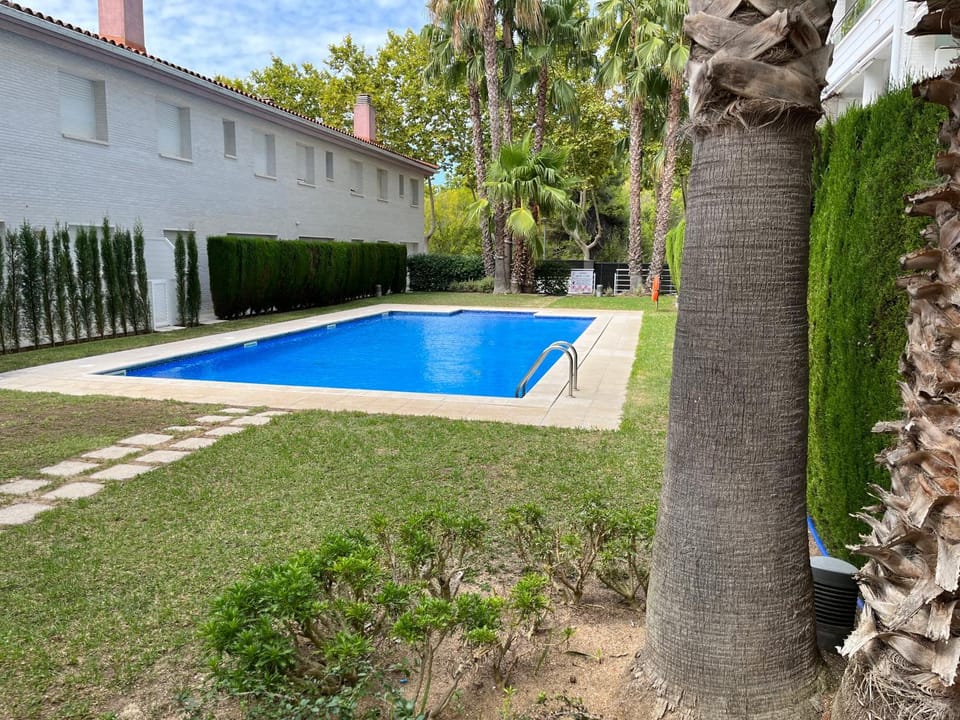 Garden, Swimming pool