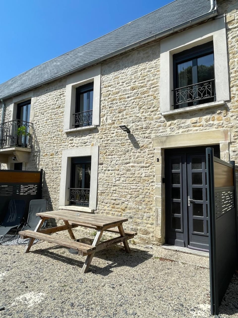 Property building, Patio, Day