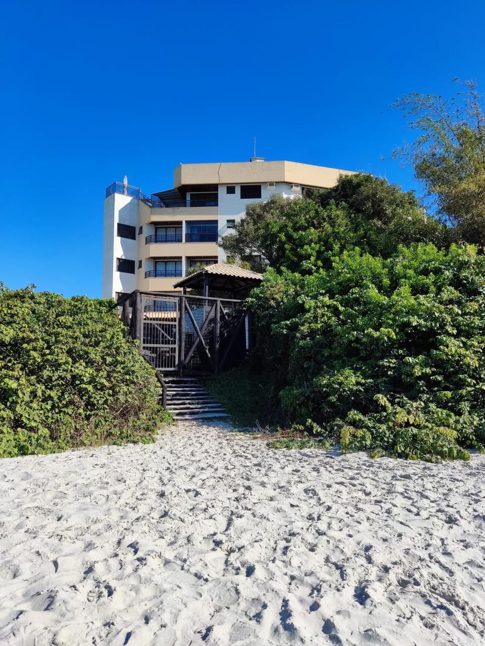 Property building, Day, Natural landscape, Beach, Sea view
