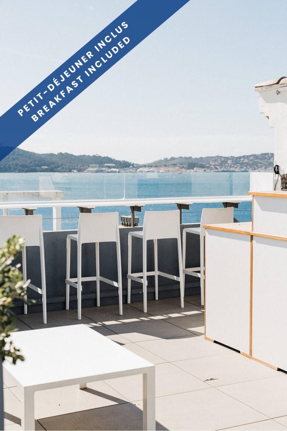 Natural landscape, View (from property/room), Balcony/Terrace, Lounge or bar, Seating area, Sea view