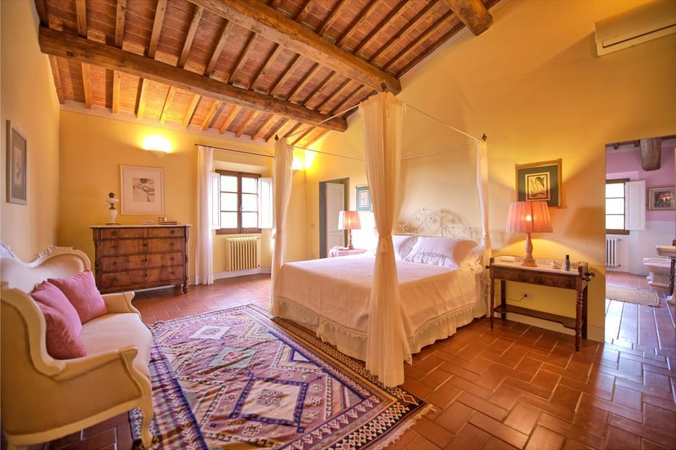 Bed, Bathroom, Photo of the whole room, Bedroom