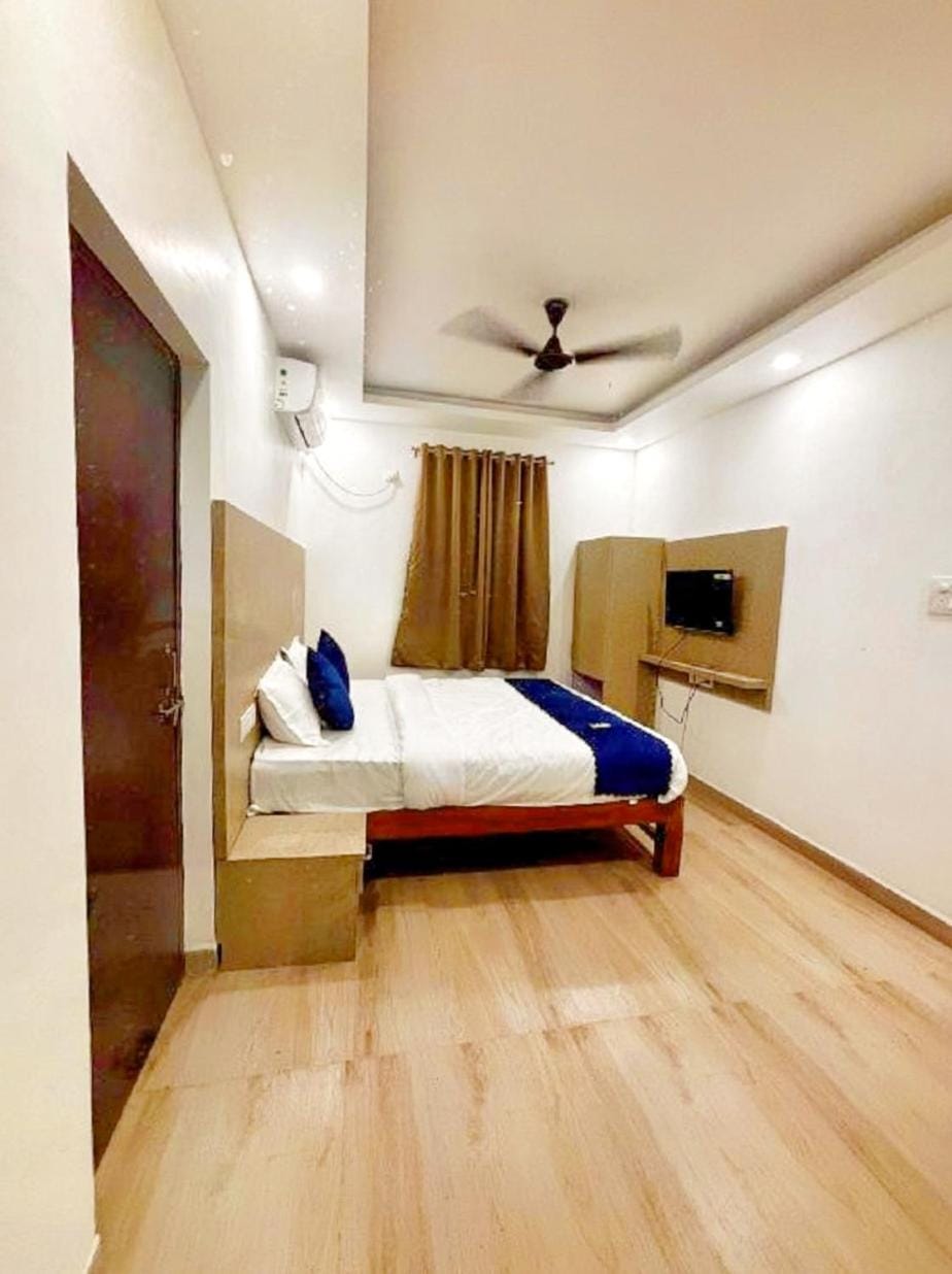 Baga Beach Paradise Hotel in Baga