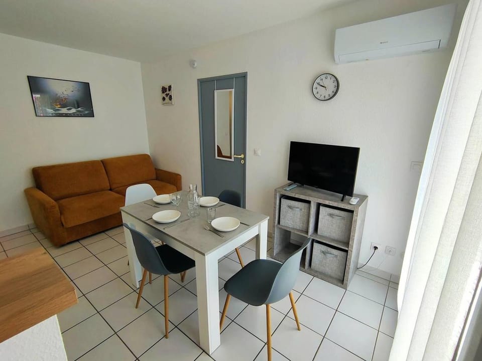 Appartement T2 parking climatisation, lumineux et moderne - 4VOIL245 - Apartment in Canet-en-Roussillon