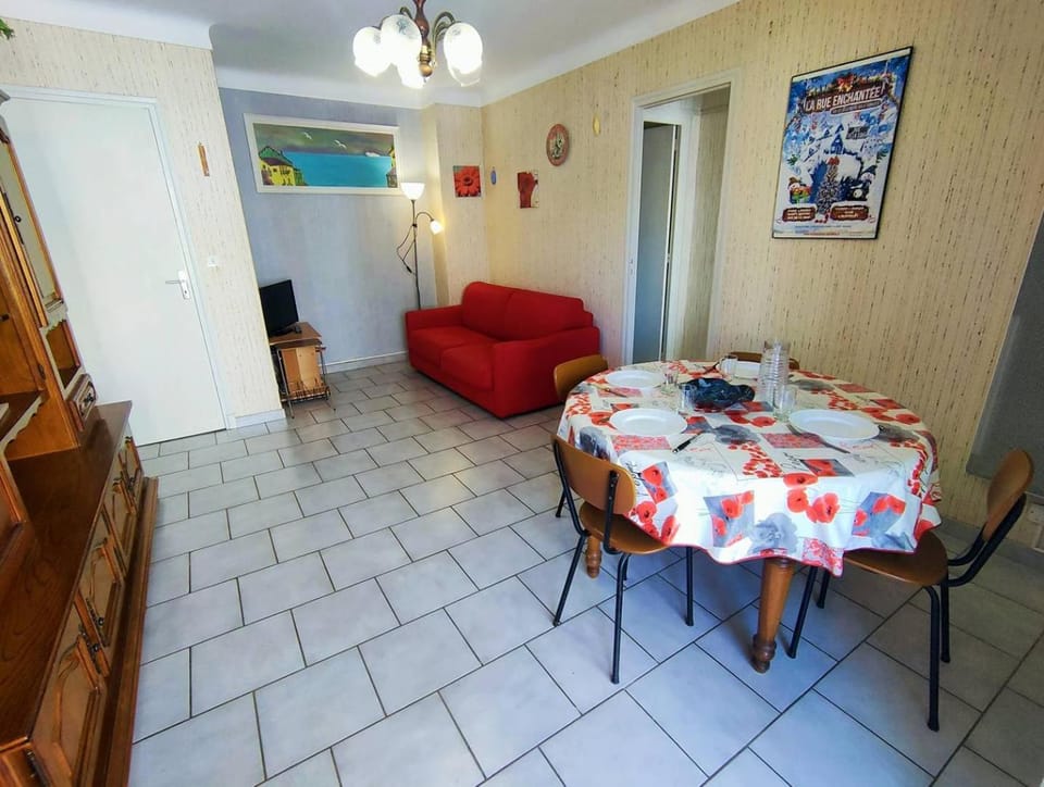 Appartement T3 proche commerces et animations - 5CDUSUD1 Apartment in Canet-en-Roussillon