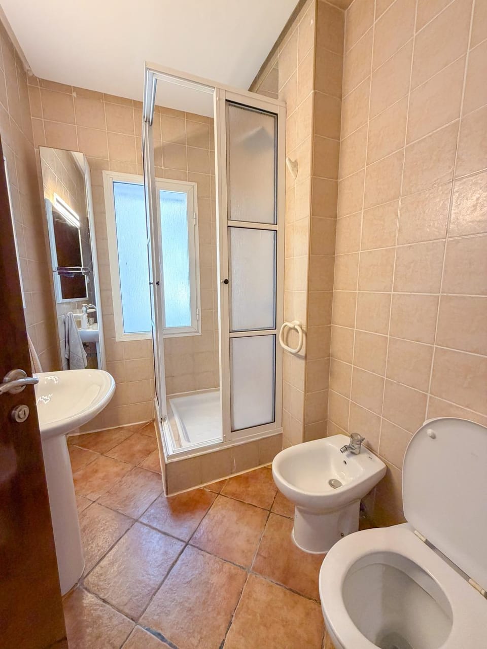 Shower, Toilet, Bathroom, bidet