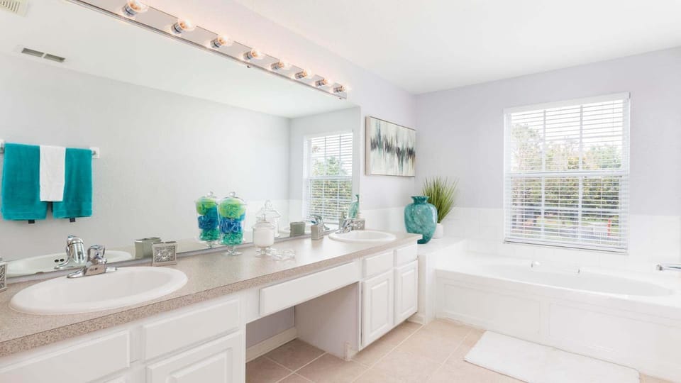 Bathroom, Bath