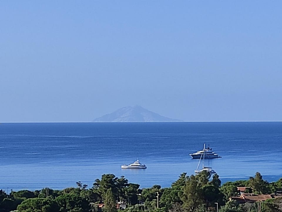 Nearby landmark, Sea view