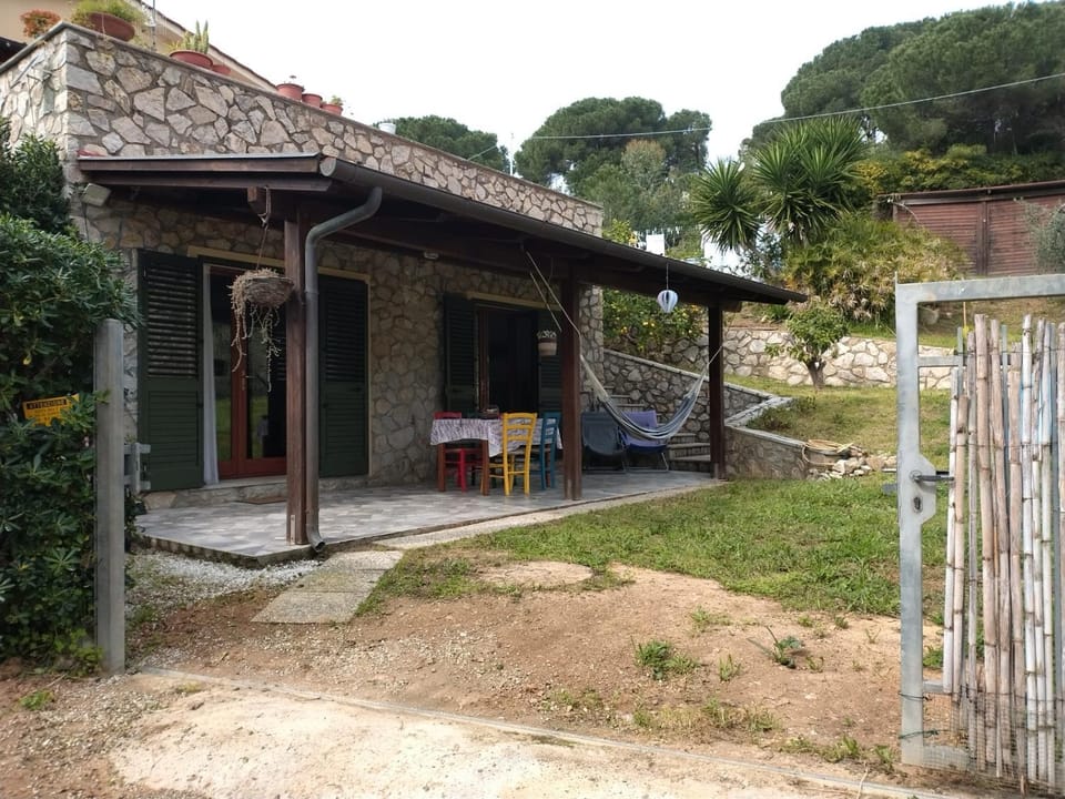 Property building, Garden