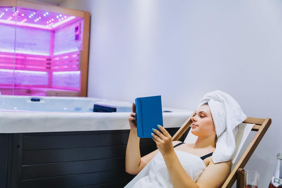 Hot Tub, Spa and wellness centre/facilities, towels