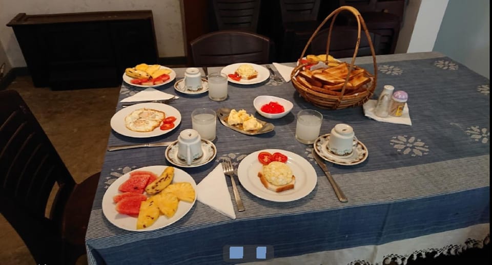 Food and drinks, Food, Breakfast, Drinks