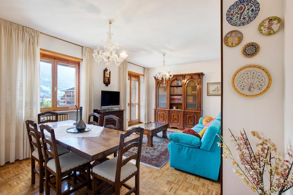Property building, Living room