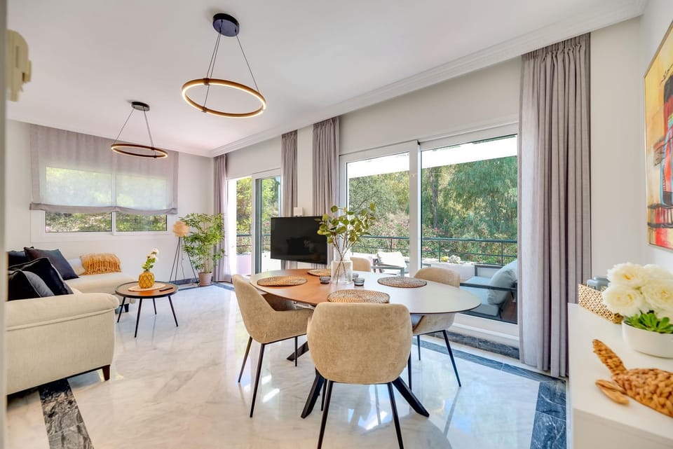 Property building, Living room