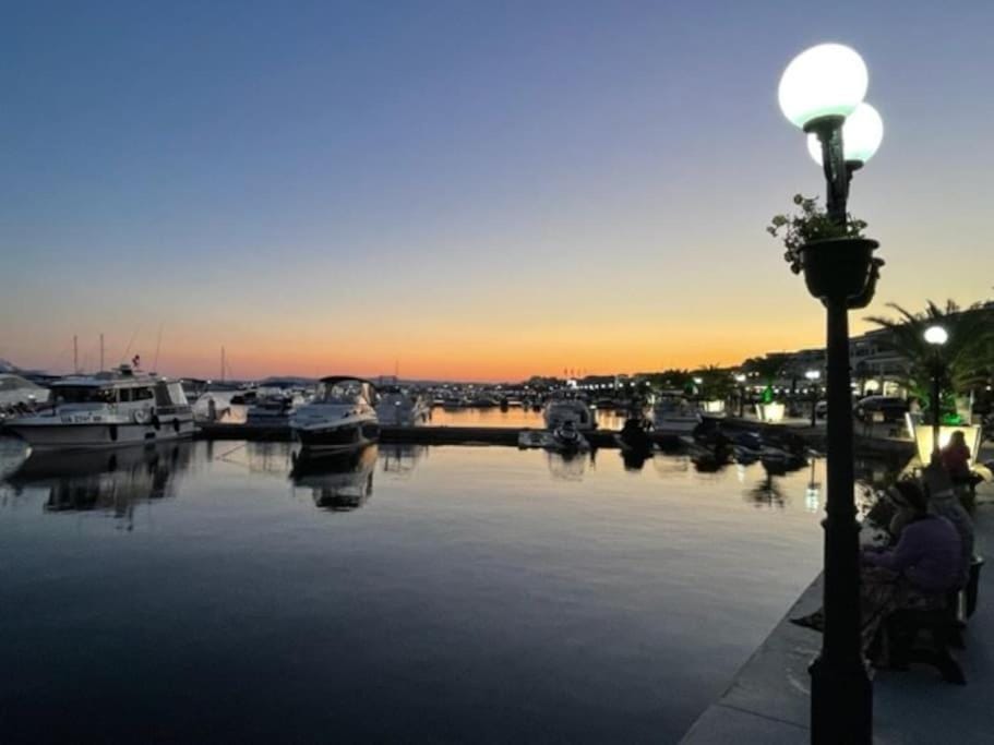 Beachfront Studio Apartment in Marina Dinevi Apartment in Burgas Province