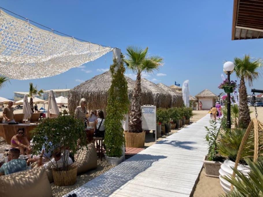 Beachfront Studio Apartment in Marina Dinevi Apartment in Burgas Province