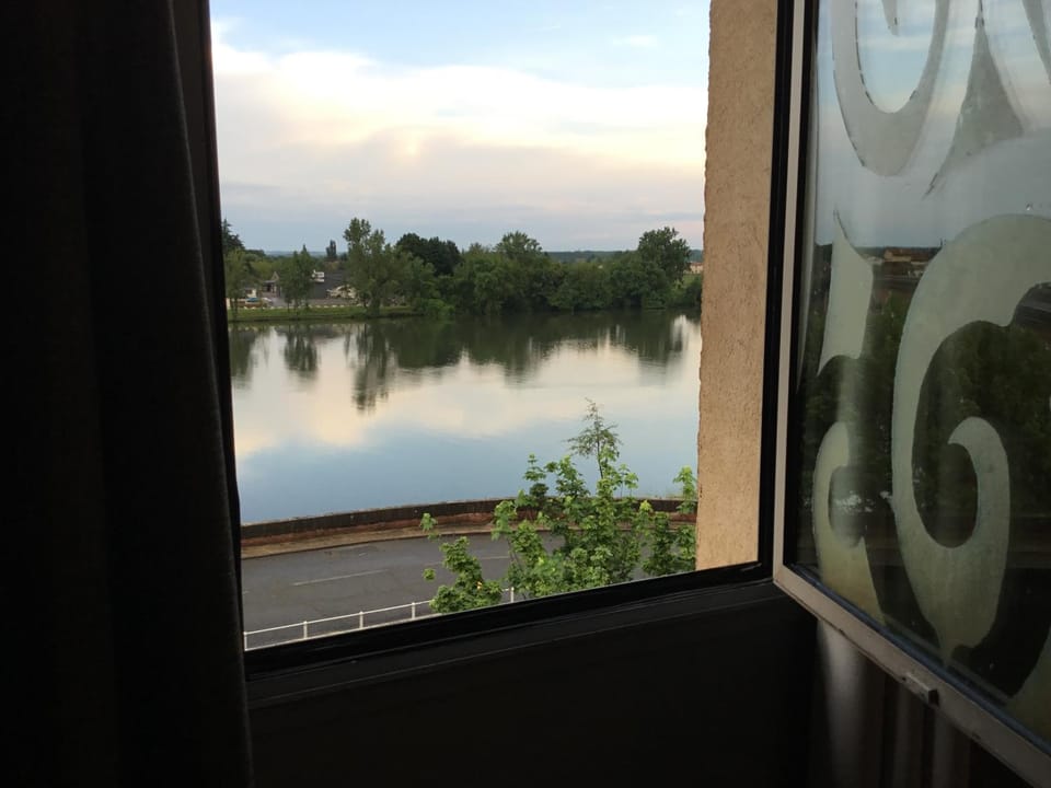 Pont Napoléon Moissac Hotel in Occitanie
