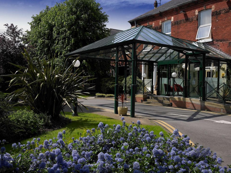 Property building, On site