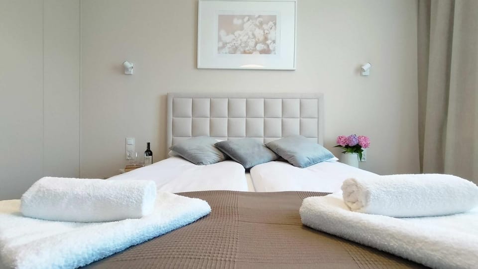 Cicha Przystań Apartamenty WhiteBlue sauna&fitness&parking Apartment in West Pomeranian Voivodeship, Poland