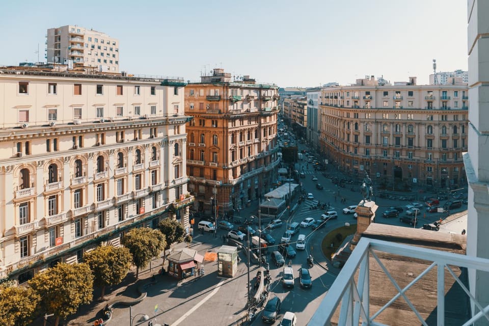 Day, Neighbourhood, Bird's eye view, City view, Street view, Location