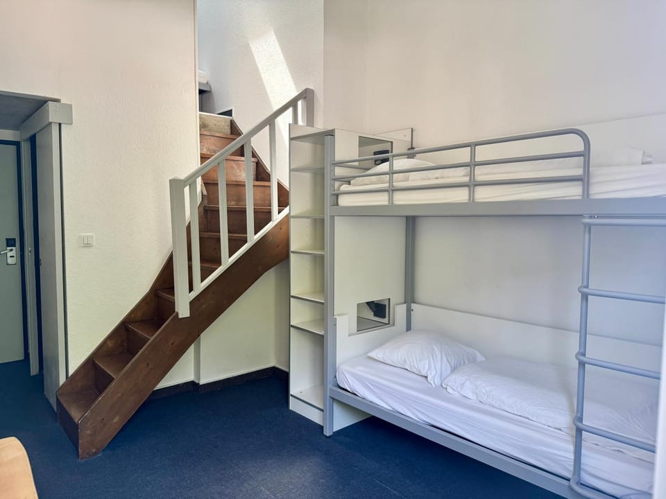 Photo of the whole room, bunk bed