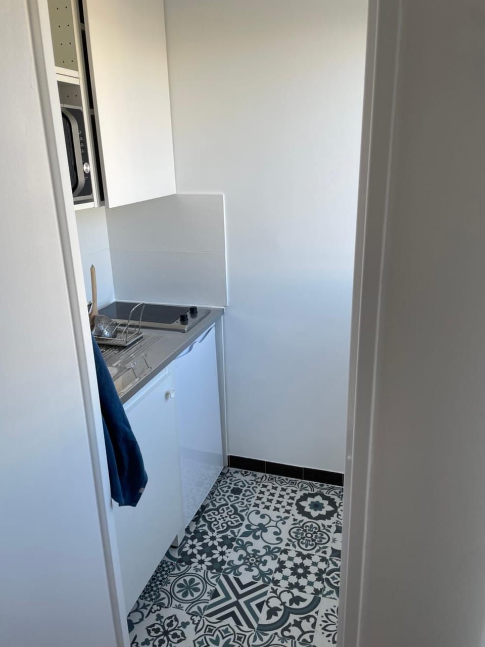 Appartement 28m2 pour 2- 3 personnes avec Balcon Metro Marcel Sambat Apartment in Issy-les-Moulineaux