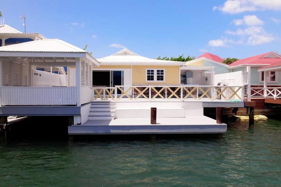 Attractive 3-Bedroom Home - Harbour Breeze Villa in Saint Mary, Antigua and Barbuda