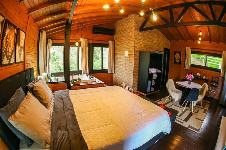 Bed, Living room, Bedroom
