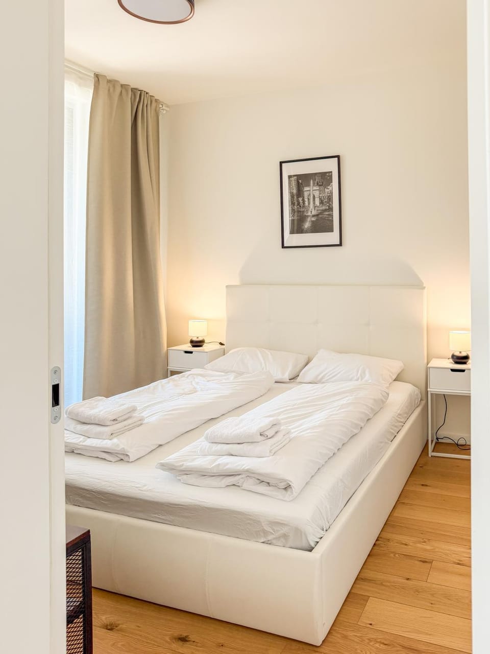 Modern Apartment, AC, Parking, Sky Park by Zaha Hadid Apartment in Bratislava