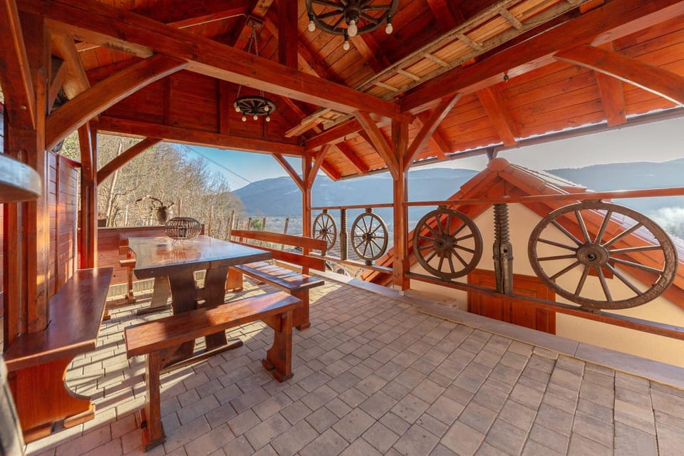 Day, Natural landscape, View (from property/room), Balcony/Terrace, Mountain view