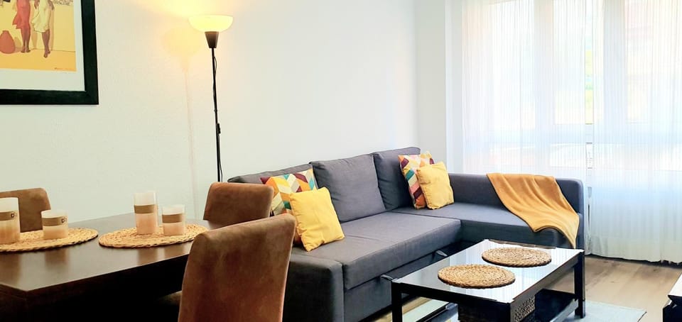 Living room, Lounge or bar