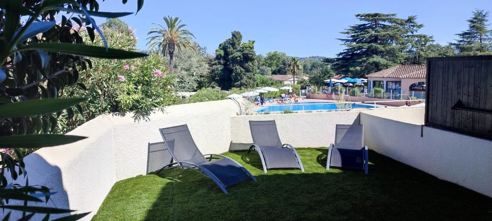 Chez Adriana Appartement Cosy avec Jardin, proche plage Apartment in Grimaud