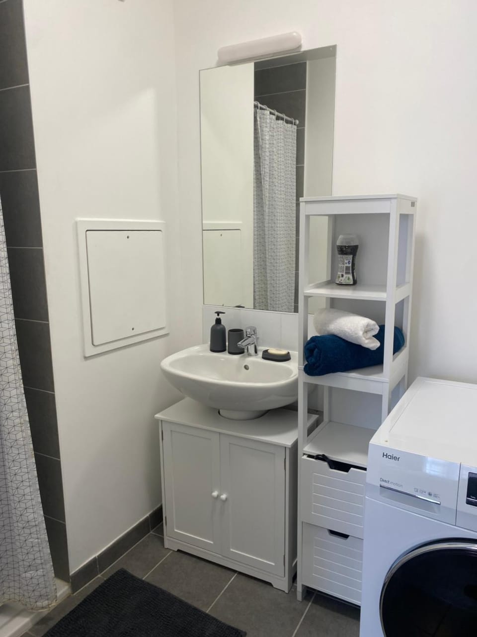 Shower, Bathroom