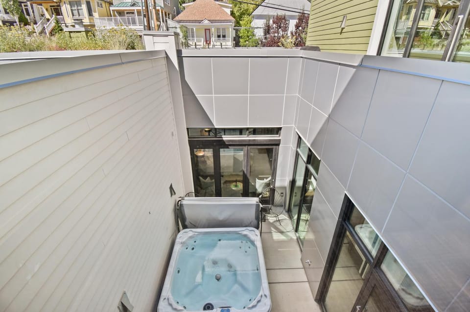 Hot Tub