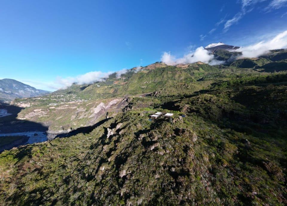 Bird's eye view, Mountain view, River view