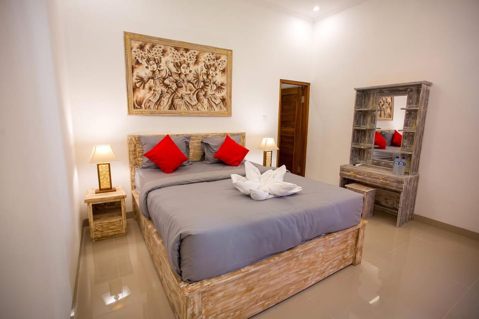 Property building, Bed, Photo of the whole room, Bedroom, towels