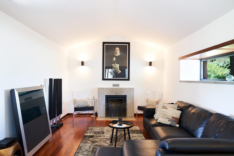 Communal lounge/ TV room, TV and multimedia, Living room, flat iron