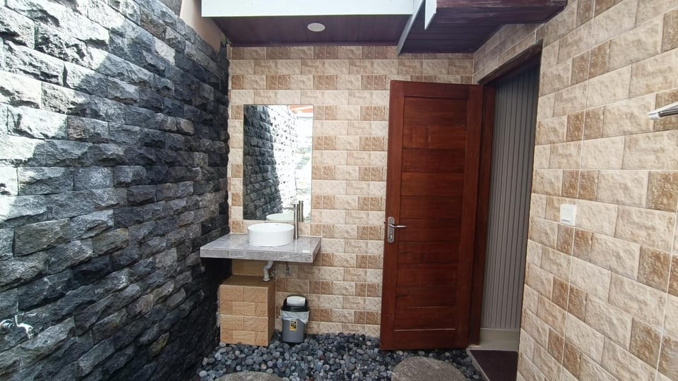 Caraka House Bed and Breakfast in Sukawati
