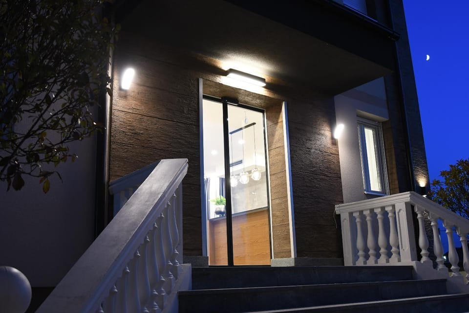 Property building, Night