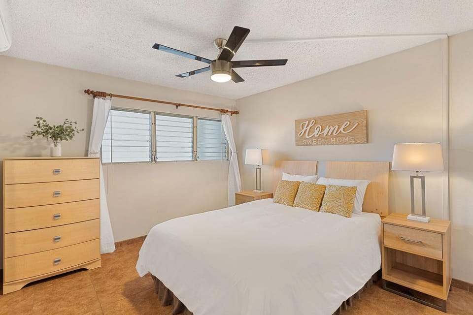 Island Surf 304 - Renovated, Ocean Views, Split AC House in Kihei