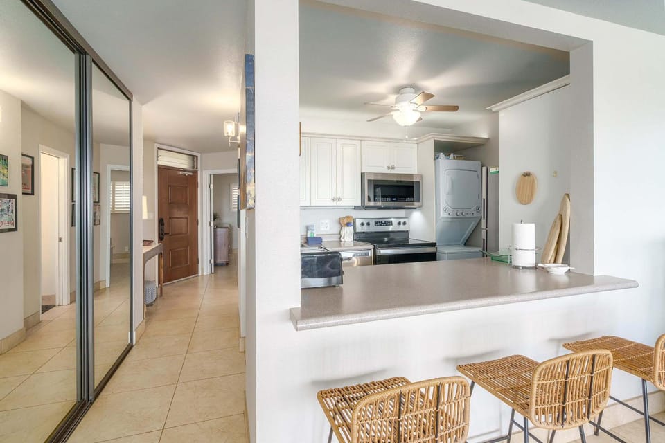 Kamaole Beach Royale 404 - Panoramic Ocean Views House in Kihei