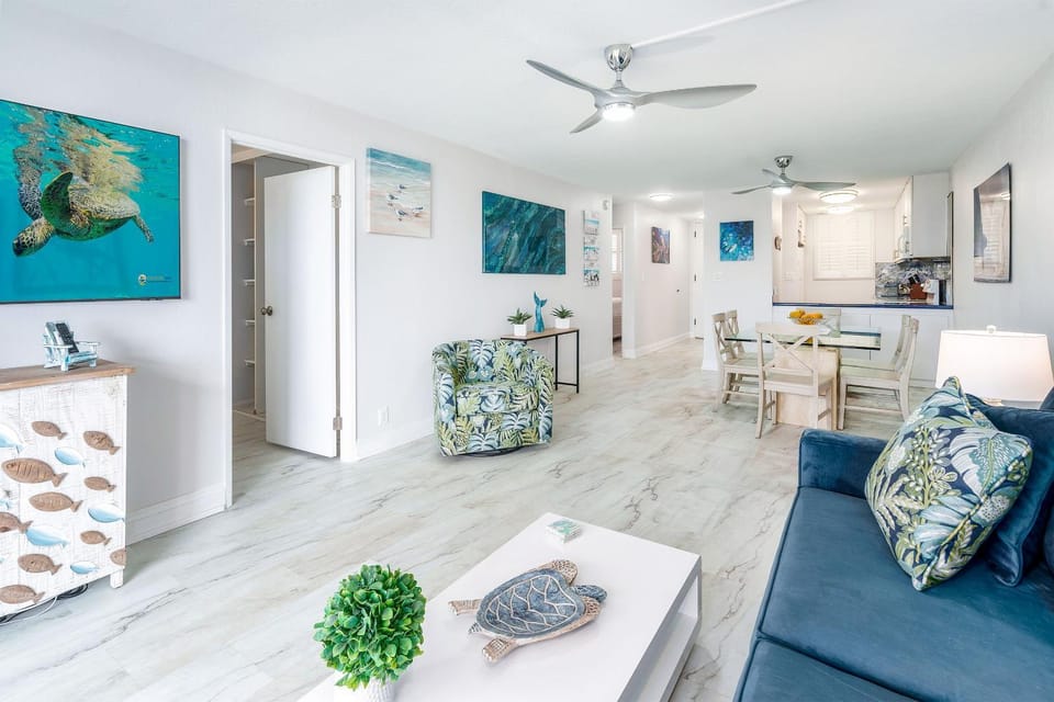 Kanai a Nalu 314 - Newly Renovated, Oceanfront, AC House in Maalaea