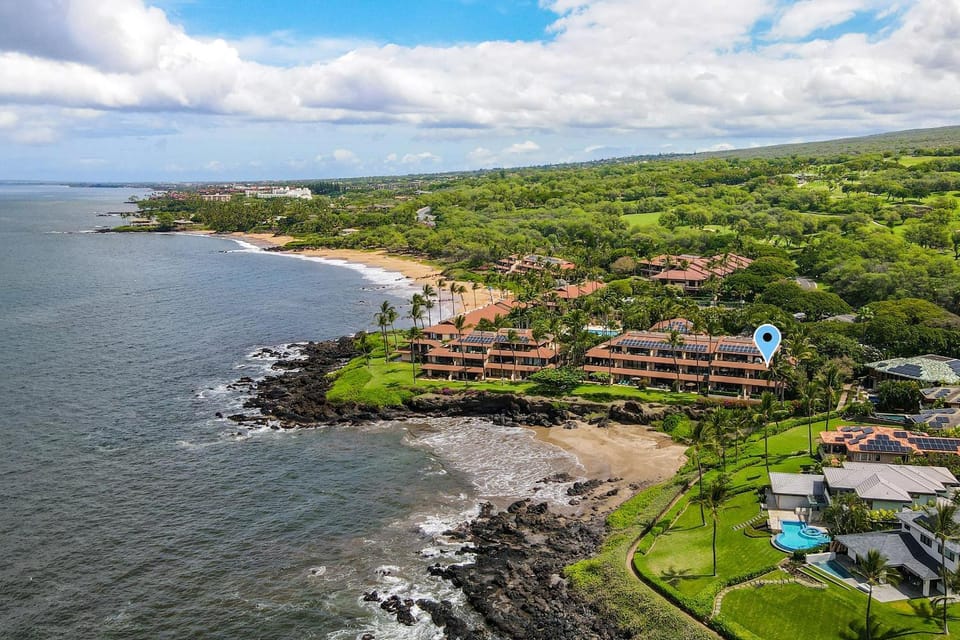 Makena Surf G-201 - End Unit, Panoramic Views, AC! House in Wailea