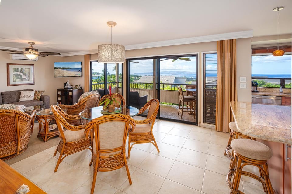 Wailea Ekolu 407 - Renovated, Split AC, Ocean View House in Wailea