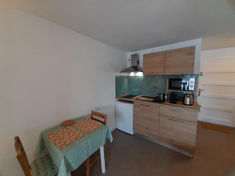 Studio moderne rénové au bord du lac pour deux personnes à Vieux Boucau - FR-1-239-991 Apartment in Vieux-Boucau-les-Bains