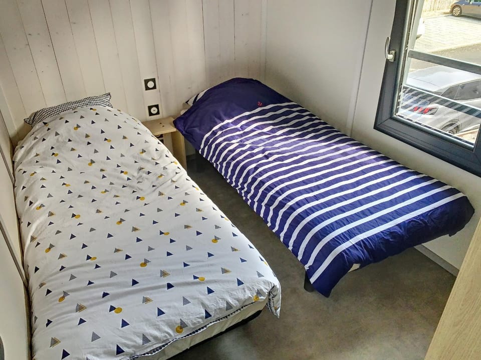 Chalet haut de gamme - 6 pers - Piscine chauffée - Proche plage - Jullouville - FR-1-361-518 Chalet in Saint-Pair-sur-Mer