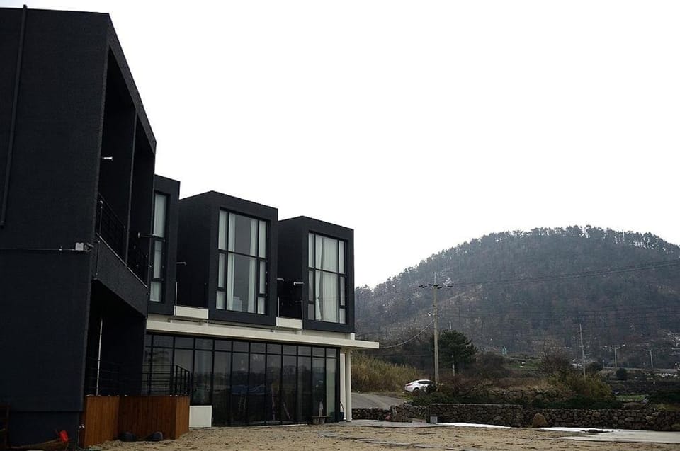Jeju Claire de lune House in South Korea