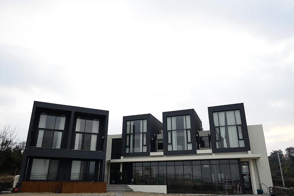 Jeju Claire de lune House in South Korea
