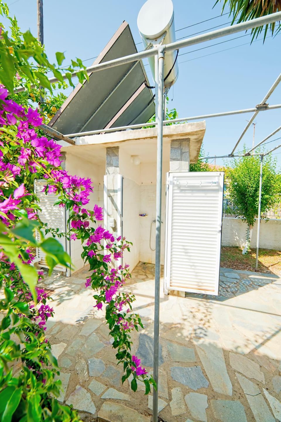 Shower, Garden