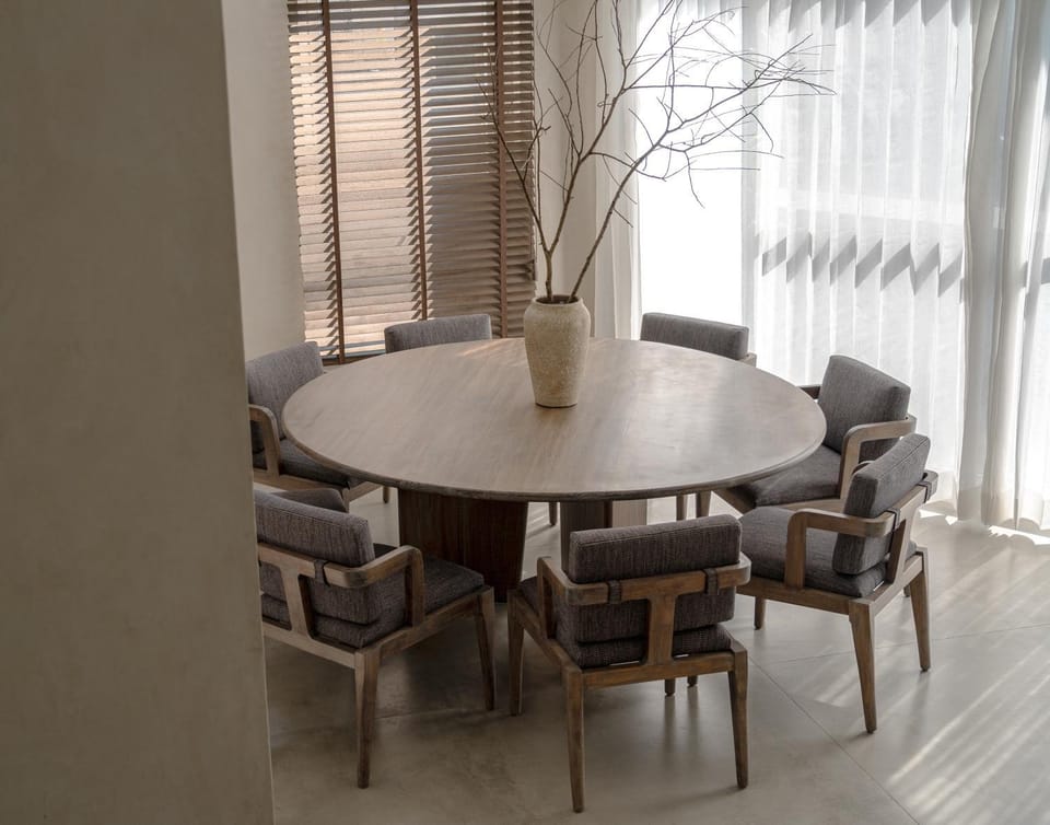 Seating area, Dining area