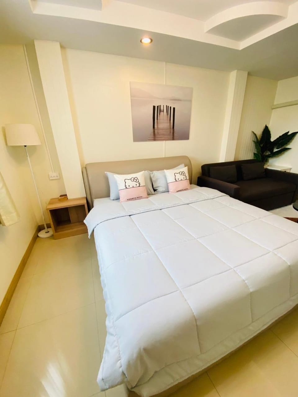 บ้านพักการ์ฟิลด์ซีวิว&พูล เกาะล้าน House in Chon Buri Changwat