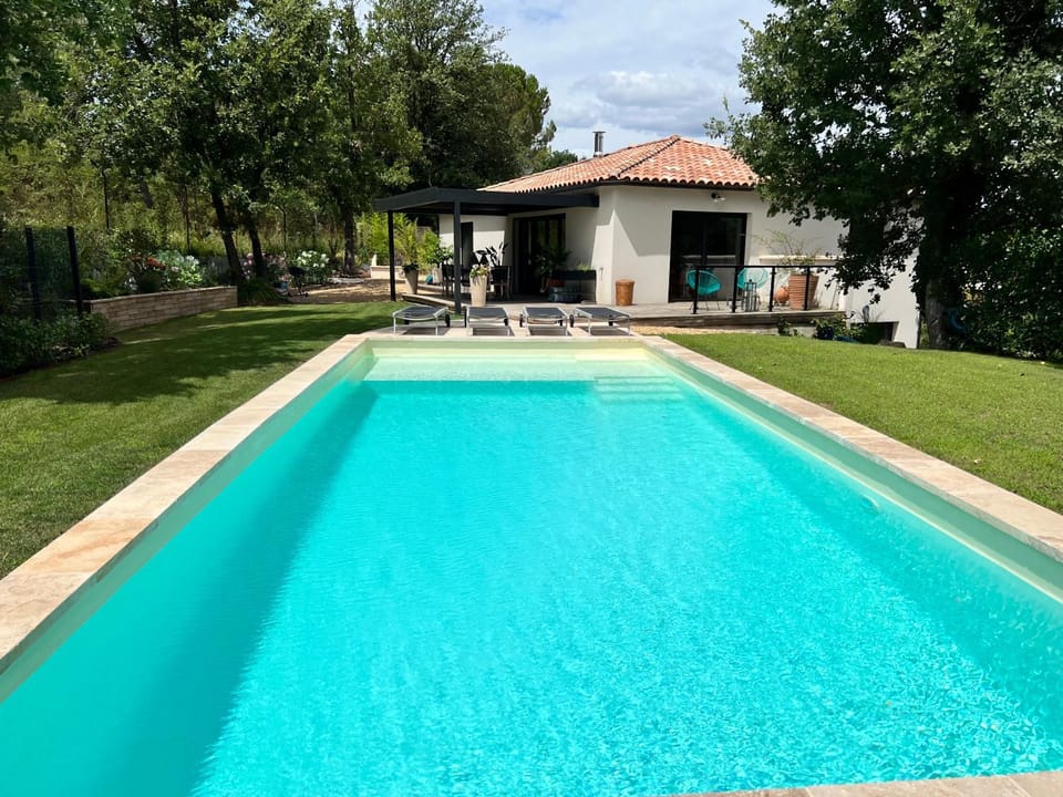 Luxury Villa with Pool en Provence Villa in Le Puy-Sainte-Réparade